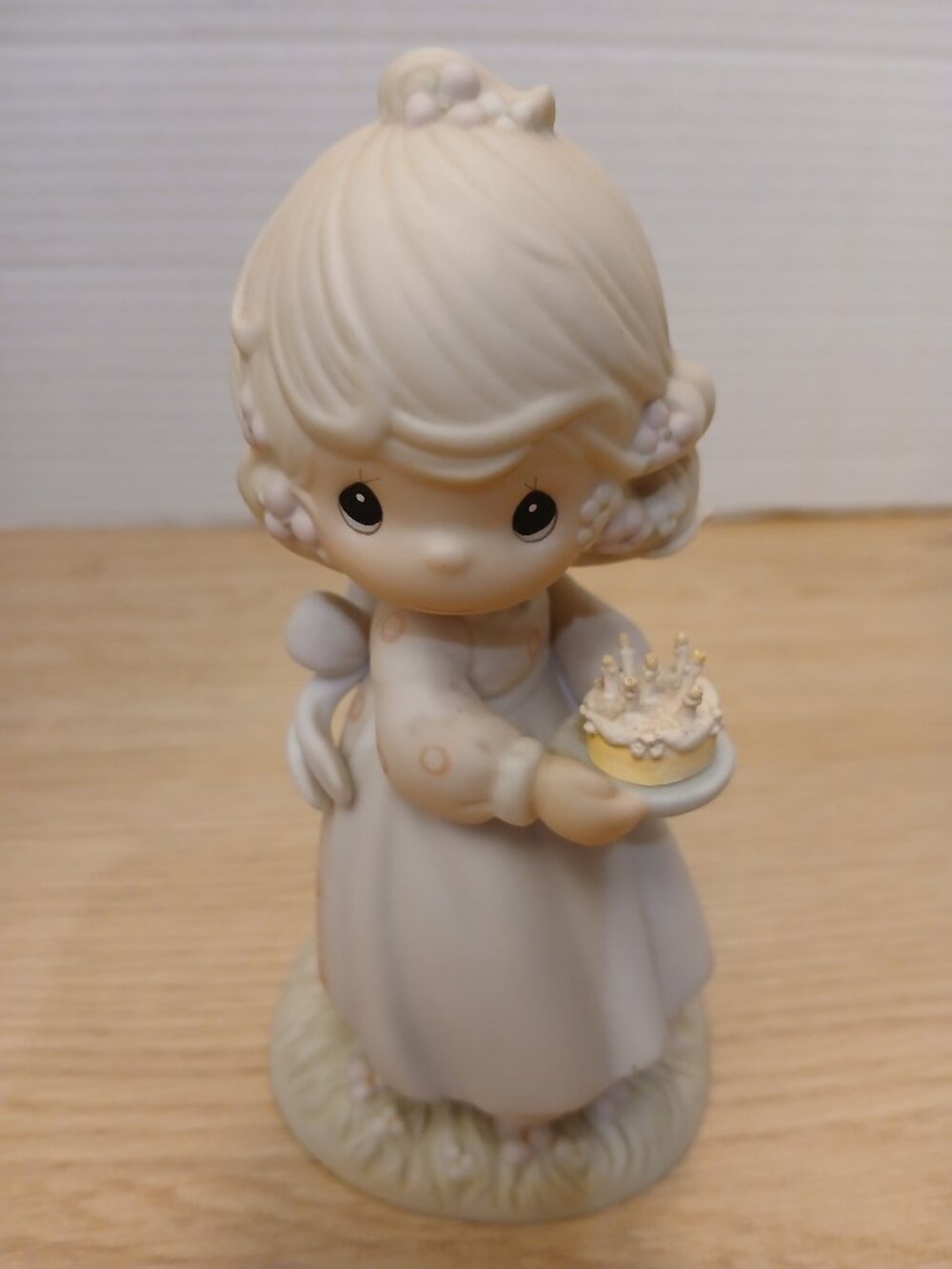Precious Moments May Your Birthday Be A Blessing Porcelain Figurine 524301